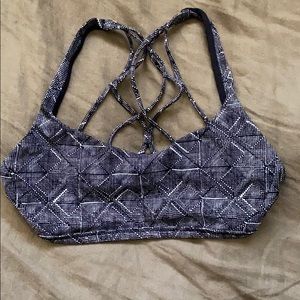 Lululemon sports bra